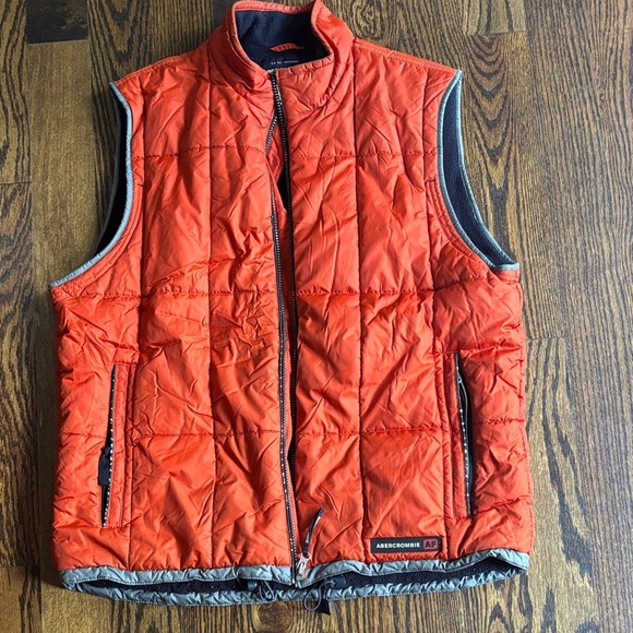 Abercrombie & Fitch Men's Vibrant Orange Vest - Picture 1 of 7